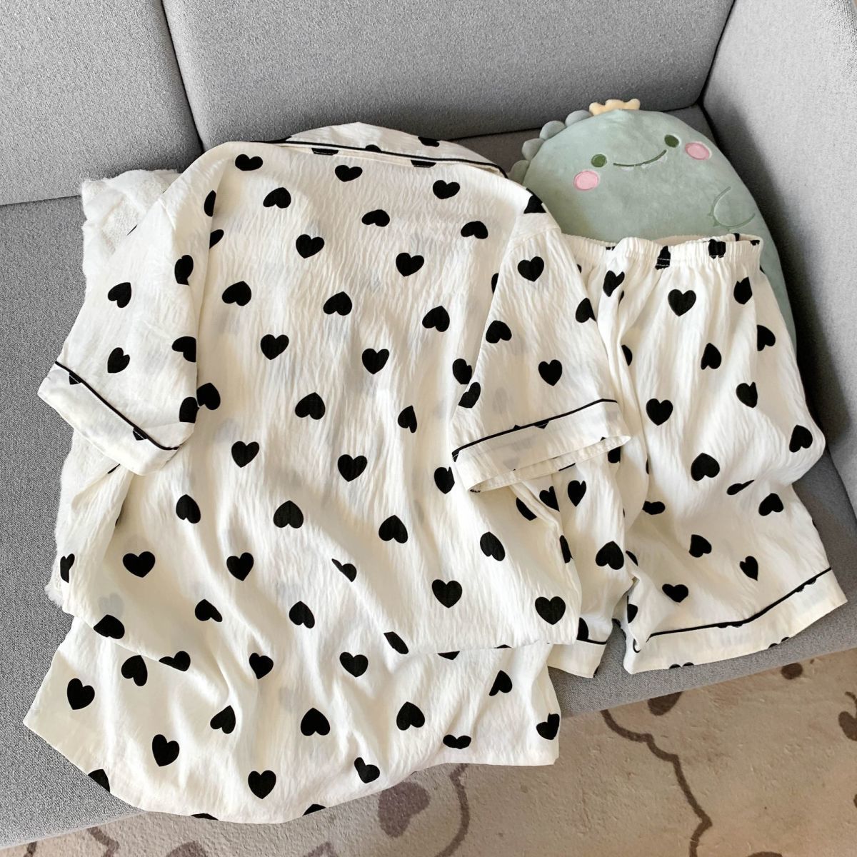 女性用夏用薄手パジャマ ハート柄 半袖ショートパンツ 甘くて - Summer Clothing Sets Women のレビューと価格