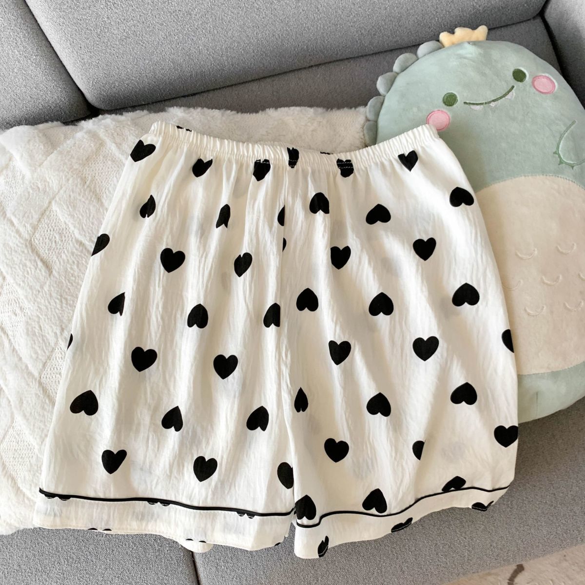 女性用夏用薄手パジャマ ハート柄 半袖ショートパンツ 甘くて - Summer Clothing Sets Women のレビューと価格