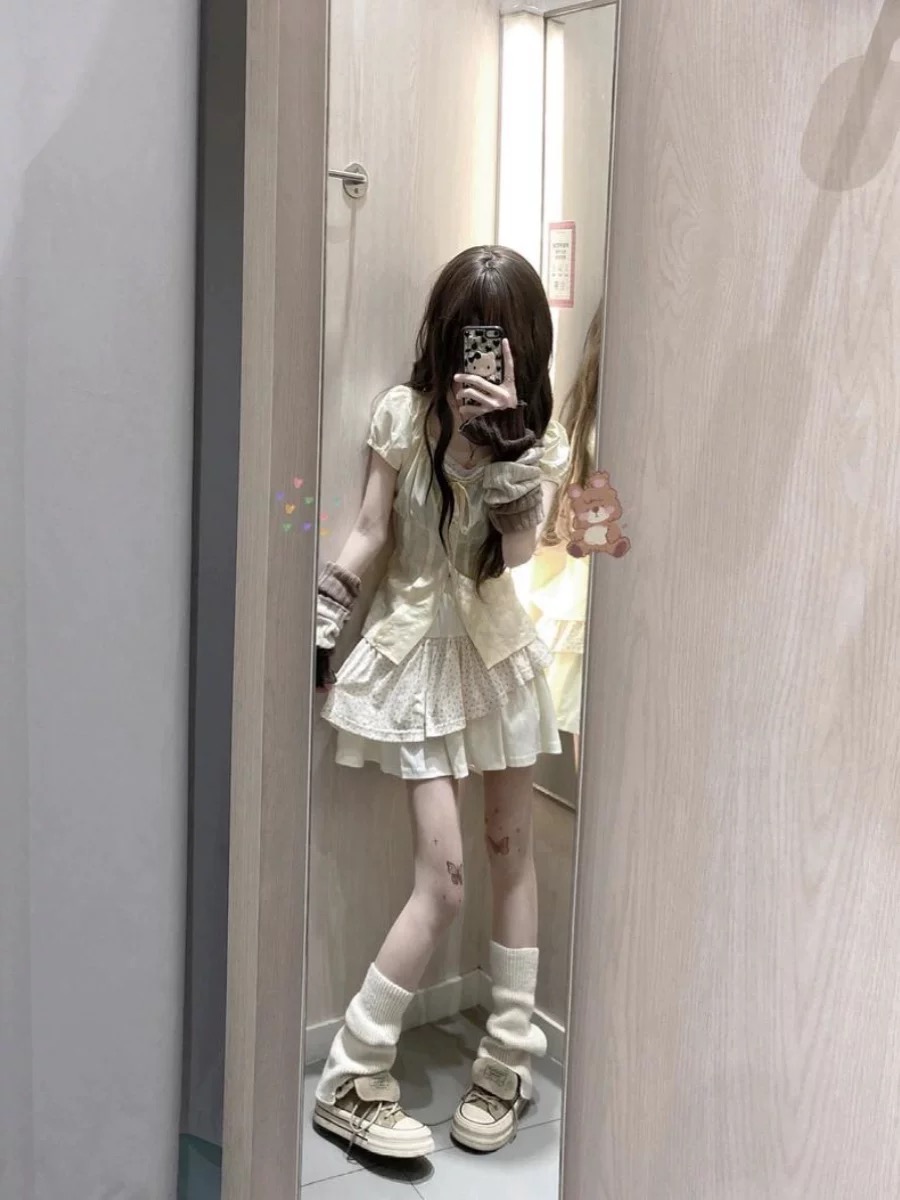 甘い花柄のツーピースセット レディース 夏 ドーパミン風 可 - Summer Clothing Accessories のレビューと価格