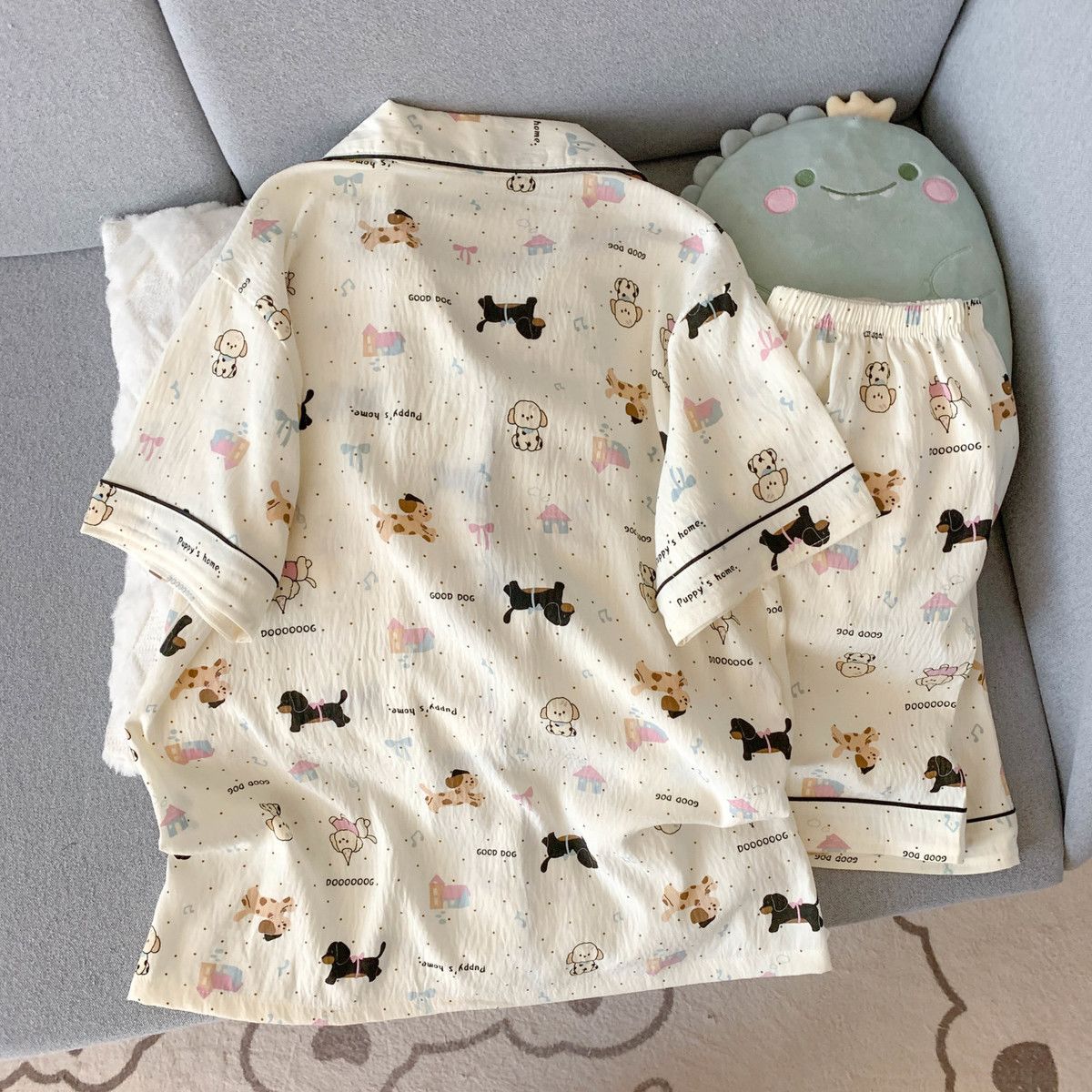 夏用薄手パジャマ 女性用 子犬柄 半袖ショートパンツ 甘くて - Summer Clothing Sets Women のレビューと価格